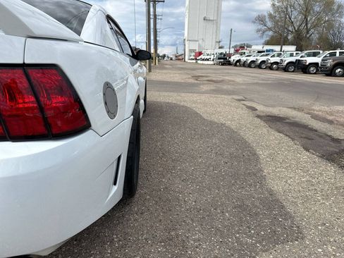 Used 1999 Ford Mustang GT RWD image 21