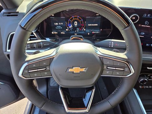 New 2026 Chevrolet Suburban High Country image 12