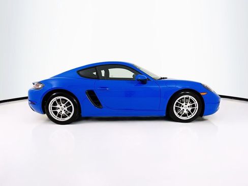 Certified 2024 Porsche 718 Cayman RWD image 8