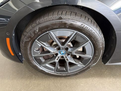 Used 2023 BMW i4 eDrive40 w/ Premium Package RWD image 9