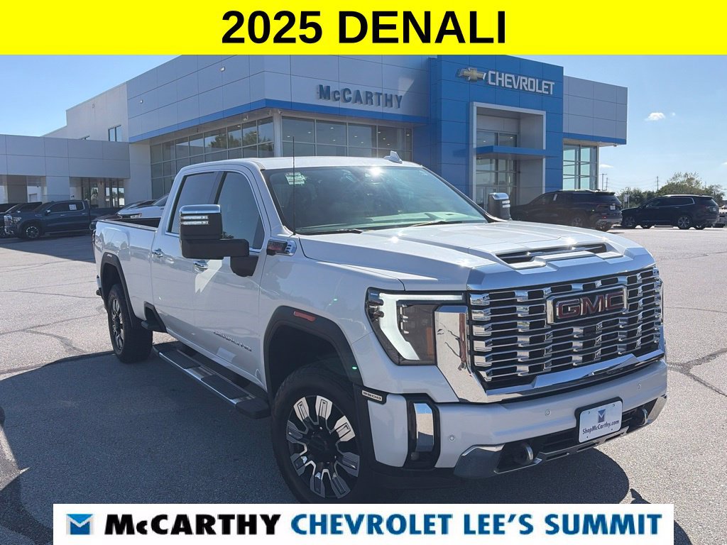 Used 2025 GMC Sierra 3500 Denali AWD/4WD image 1