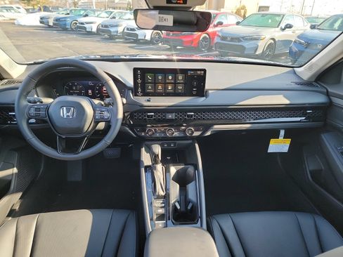 New 2026 Honda Accord EX-L image 9