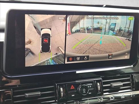 New 2026 Nissan Pathfinder Rock Creek AWD/4WD image 15