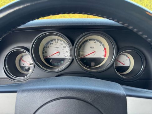Used 2010 Dodge Challenger R/T RWD image 20