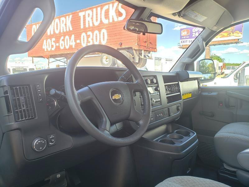 Used 2019 Chevrolet Express 2500 RWD image 14