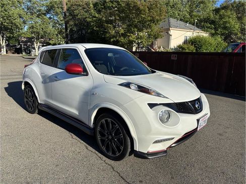 Used 2013 Nissan Juke NISMO FWD image 5