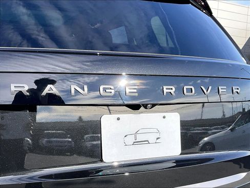 New 2025 Land Rover Range Rover Long Wheelbase SE AWD/4WD image 26