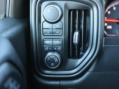 Used 2020 Chevrolet Silverado 1500 Custom Trail Boss w/ Custom Convenience Package image 35