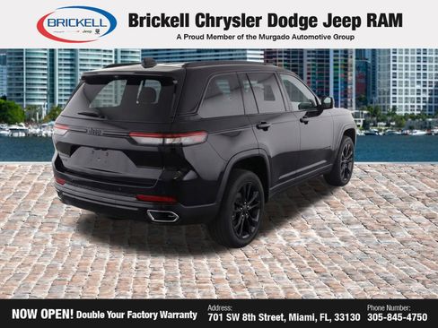 Used 2025 Jeep Grand Cherokee Limited 4xe AWD/4WD image 4
