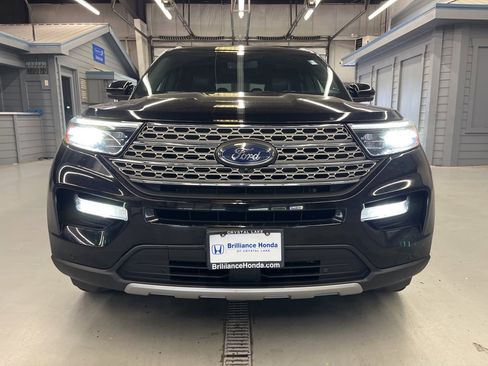 Used 2020 Ford Explorer Limited image 2