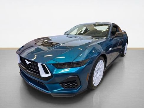 New 2026 Ford Mustang GT Premium w/ GT Performance Package RWD image 6