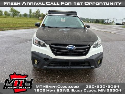 Used 2021 Subaru Outback Onyx Edition XT w/ Popular Package #2 AWD/4WD image 3