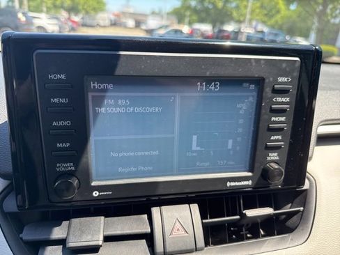 Used 2020 Toyota RAV4 XLE w/ All Weather Liner Package AWD/4WD image 25