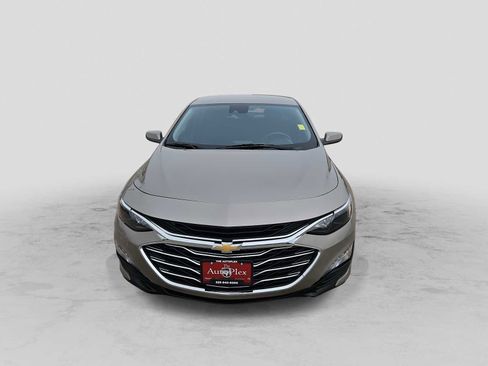Used 2023 Chevrolet Malibu LT w/ Driver Confidence Package image 3