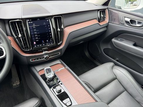 Certified 2023 Volvo XC60 B5 Ultimate w/ Climate Package image 26