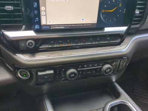 Used 2022 Chevrolet Silverado 1500 LTZ AWD/4WD image 17