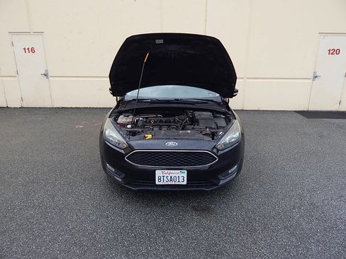 Used 2015 Ford Focus SE w/ Equipment Group 201A image 26