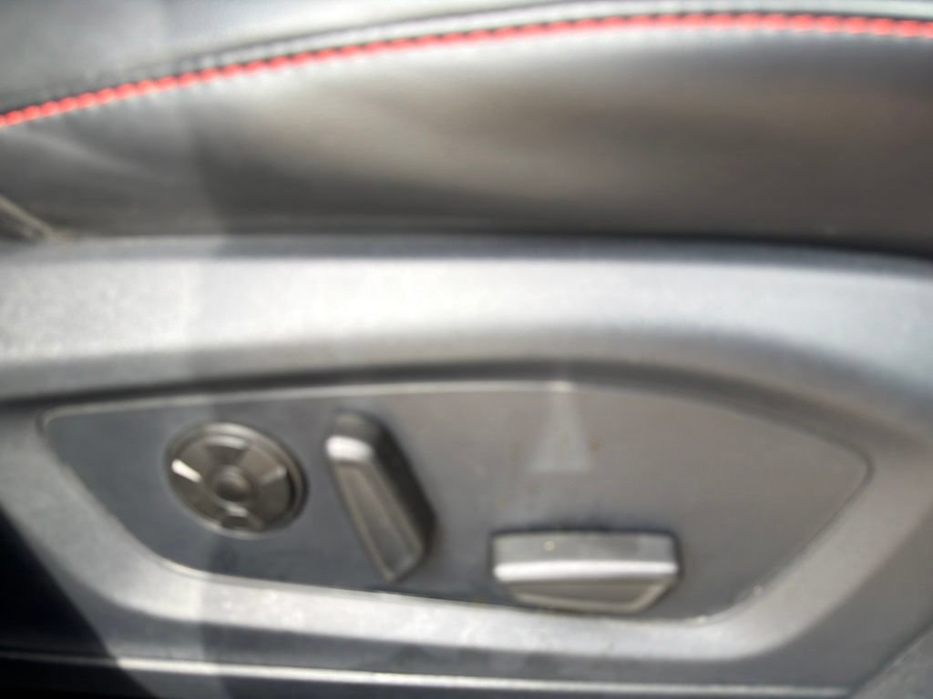 Used 2025 Ford Explorer ST AWD/4WD image 19