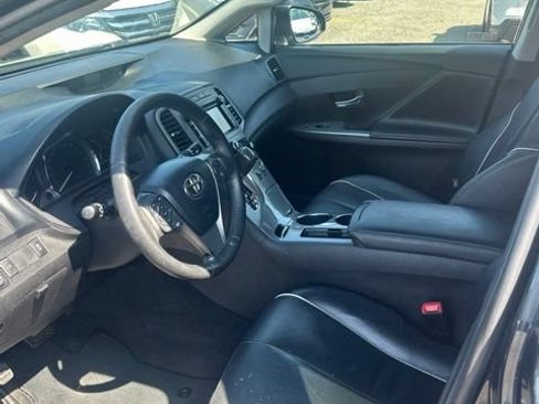 Used 2013 Toyota Venza XLE w/ Tow Prep Pkg AWD/4WD image 5