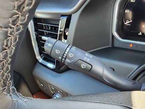 New 2026 GMC Sierra 3500 Denali Ultimate image 25