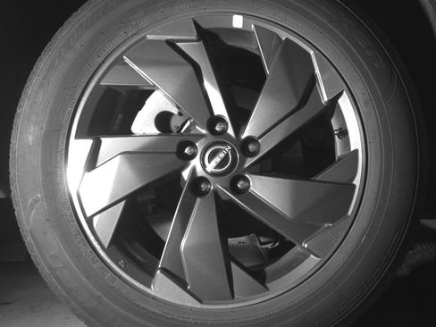 Used 2025 Nissan Rogue SV image 15