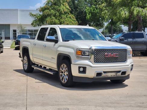 Used 2015 GMC Sierra 1500 Denali w/ Driver Alert Package RWD image 3