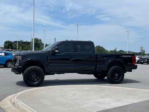 Used 2022 Ford F250 Lariat w/ Tremor Off-Road Package AWD/4WD image 4