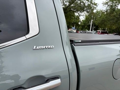 Used 2024 Toyota Tundra Limited AWD/4WD image 11