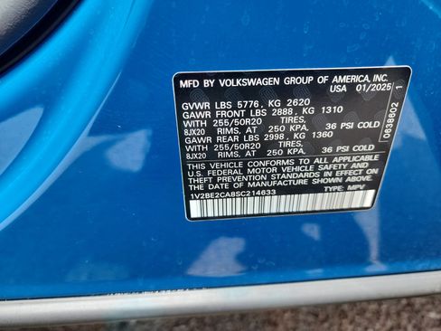 Certified 2025 Volkswagen Atlas Cross Sport SEL AWD/4WD image 25