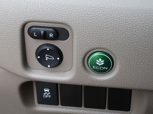 Used 2016 Honda Pilot EX image 14