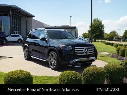 Certified 2026 Mercedes-Benz GLS 450 4MATIC image 1