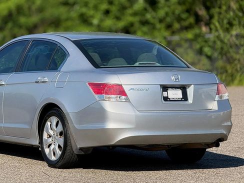 Used 2009 Honda Accord EX image 16