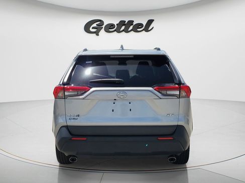 Certified 2020 Toyota RAV4 XLE FWD image 9
