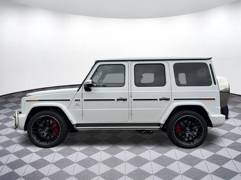 Used 2024 Mercedes-Benz G 63 AMG 4MATIC image 2