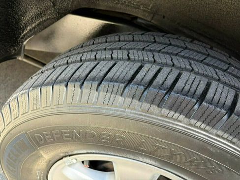 Used 2000 Toyota Land Cruiser AWD/4WD image 16