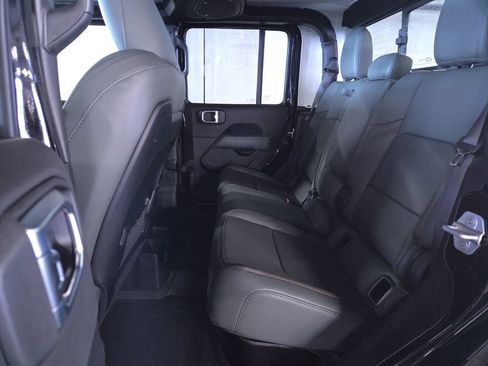 New 2026 Jeep Gladiator Mojave image 22