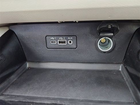 Used 2022 Nissan Altima 2.5 SV w/ SV Premium Package image 26