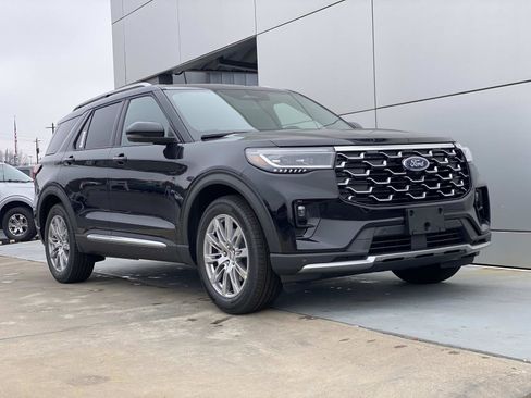 New 2026 Ford Explorer Platinum image 2