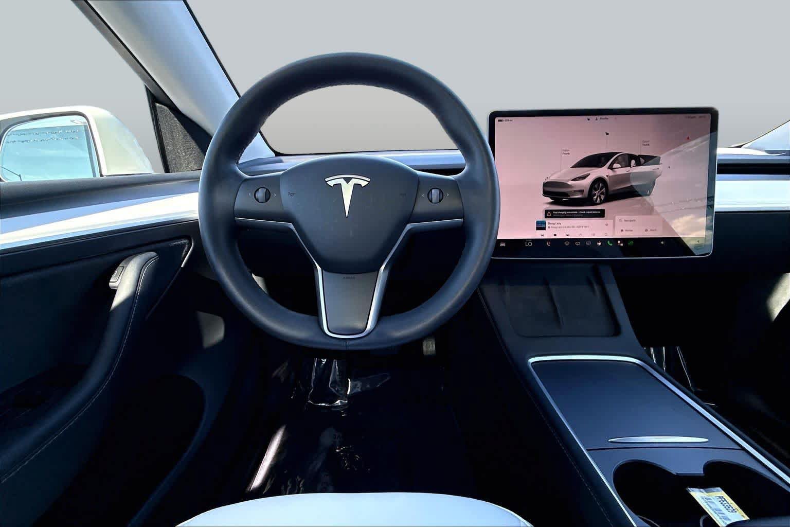 Used 2023 Tesla Model Y Long Range AWD/4WD image 5
