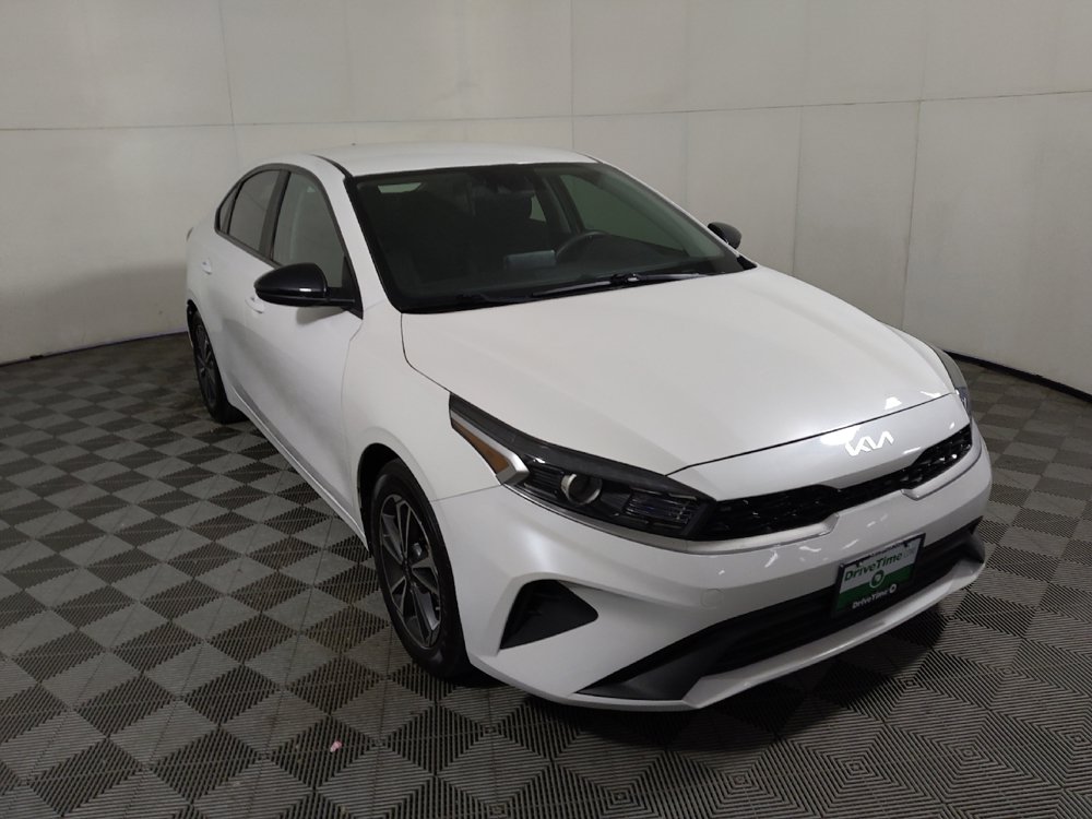 Used 2023 Kia Forte LXS FWD image 14