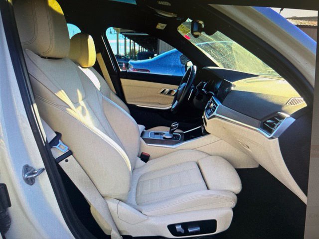 Used 2021 BMW 330i Sedan w/ Convenience Package RWD image 17