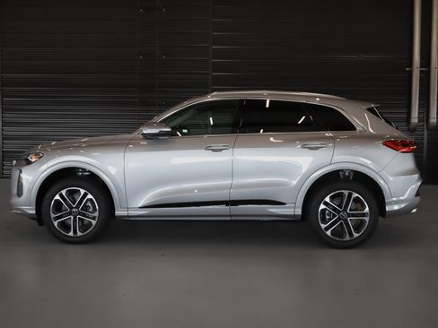 New 2026 Audi Q5 Premium AWD/4WD image 14