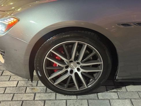 Used 2019 Maserati Ghibli S Q4 AWD/4WD image 30