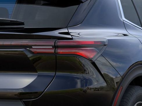 New 2026 Chevrolet Equinox EV LT FWD image 12