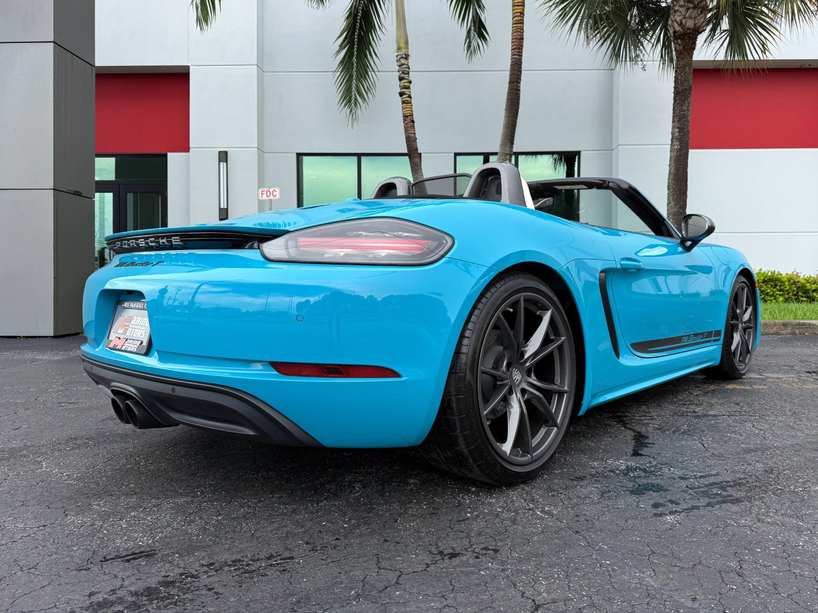 Used 2021 Porsche 718 Boxster RWD image 19