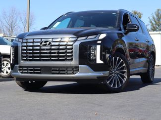 Used 2023 Hyundai Palisade Calligraphy video 1