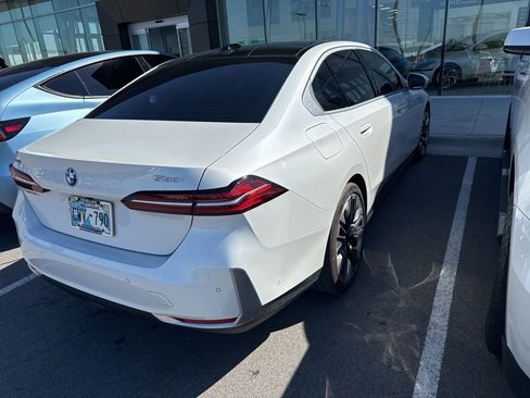 Used 2024 BMW 530i xDrive w/ Premium Package image 6