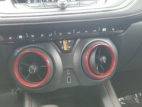 Used 2022 Chevrolet Blazer RS image 20