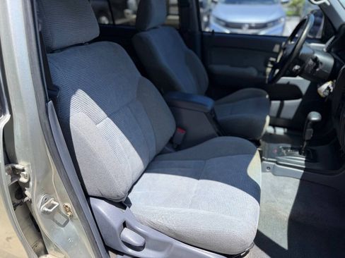 Used 2000 Toyota 4Runner SR5 RWD image 14