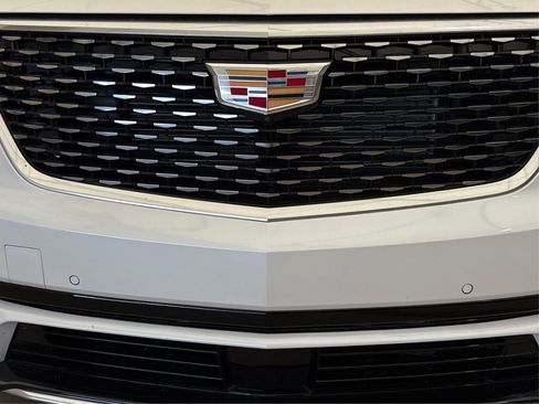 New 2025 Cadillac XT6 Premium Luxury w/ Technology Package image 15